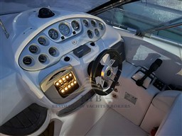 SESSA ISLAMORADA 32 2003 RYB (7)