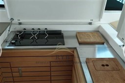 Sessa C52 2008 RYB (11)