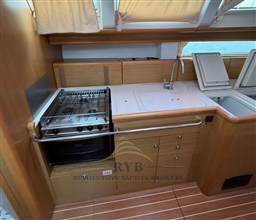 JEANNEAU SUN ODYSSEY 44i 2009 RYB (11)