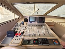 FERRETTI 52 S FLY 1992 RYB (43)