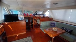 UNIESSE 42 1990 FLY RYB (17)