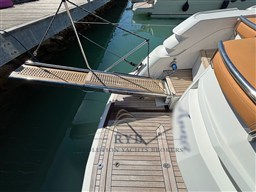 SESSA MARINA C42 2006-2008 RYB (13)