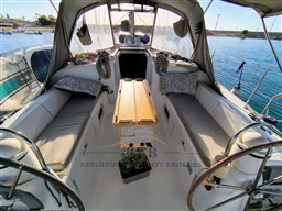 JEANNEAU S.O. 40 2001 RYB (14)