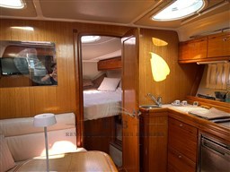 BAVARIA 33 2008 RYB (15)