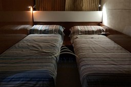 JEANNEAU PRESTIGE 38S 2010 RYB (12)