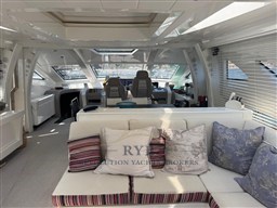 JAGUAR 80 2010 RYB (13)