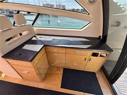 AIRON MARINE 4800 T TOP 2010 RYB (3)