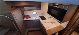 BENETEAU GT46 2017 RYB (35)