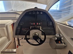 PERSHING 46 2005 RYB (10)