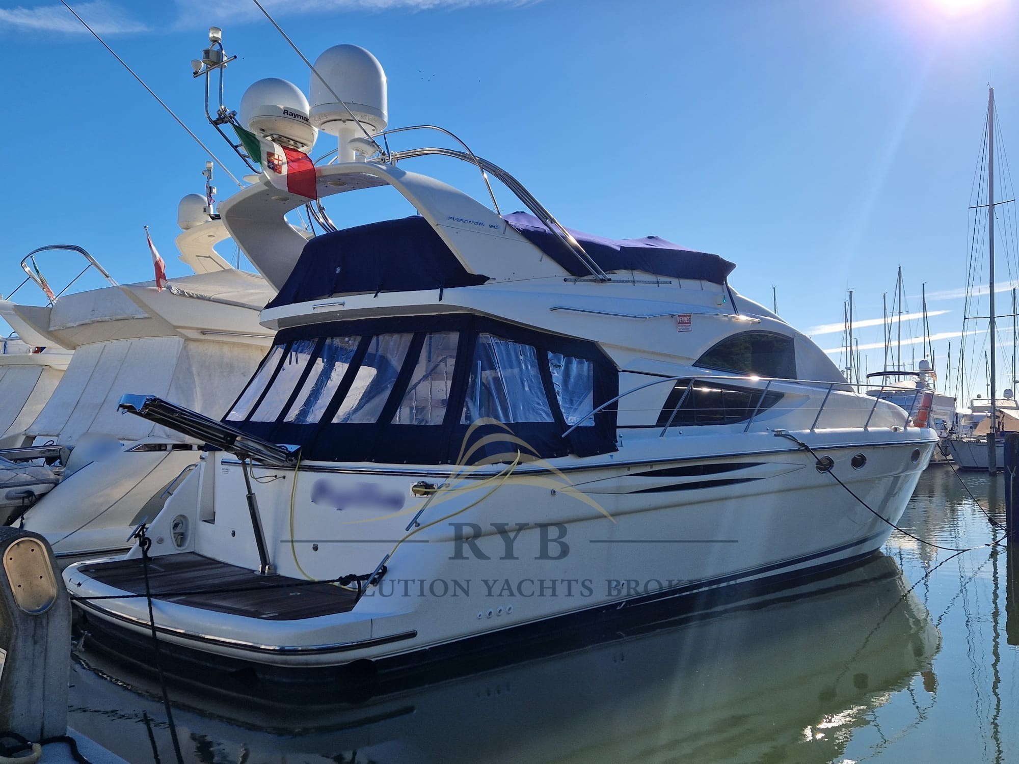 FAIRLINE PHATNOM 50 2005 RYB  (30)