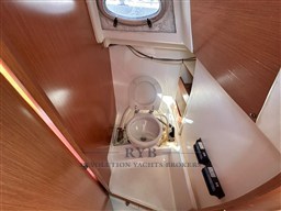 BENETEAU ANTARES 6 2008 RYB (12)