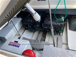 Airon Marine 400 T-Top 2008 ryb 10-2024 (28)