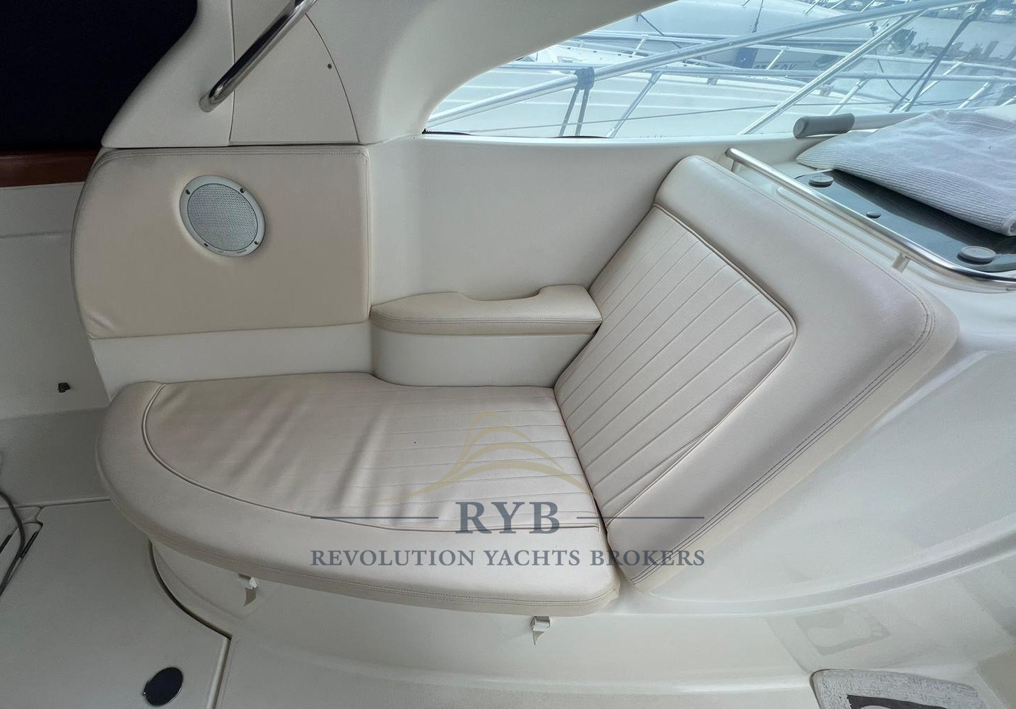 JEANNEAU PRESTIGE 34 2003 RYB (11)