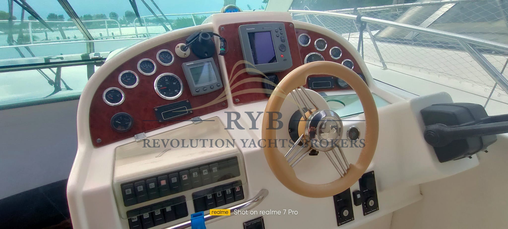 JEANNEAU PRESTIGE 34 2003 RYB (9)