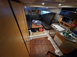 CRANCHI ENDURANCE 33 2009 RYB (1)