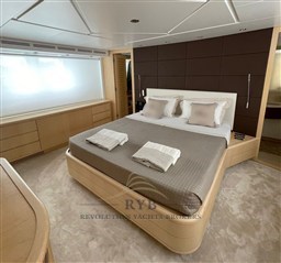 SANLORENZO SL 82 2007 RYB (9)