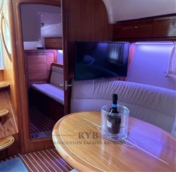 BAVARIA 35 HT 2007 RYB (20)