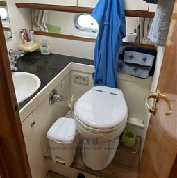 ALPA 42 2001 RYB (4)