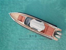 CAPELLI STRADIVARI 43 2022 RYB