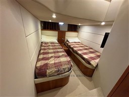 SS 47 PORTOFINO 2007 RYB (10)