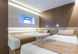 ARCADIA 85 2019 RYB (30)