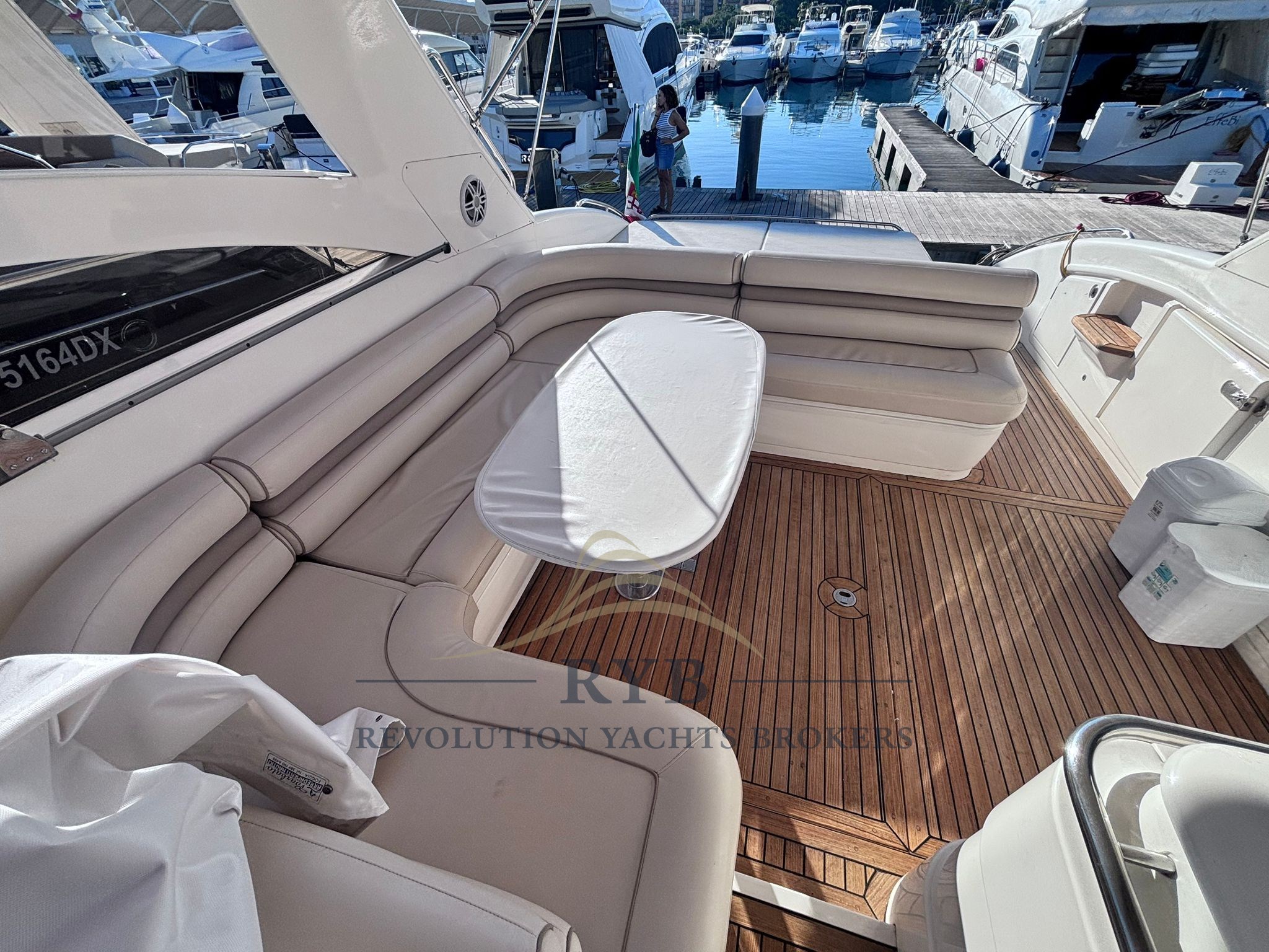 PRINCESS V55 2000 RYB (14)