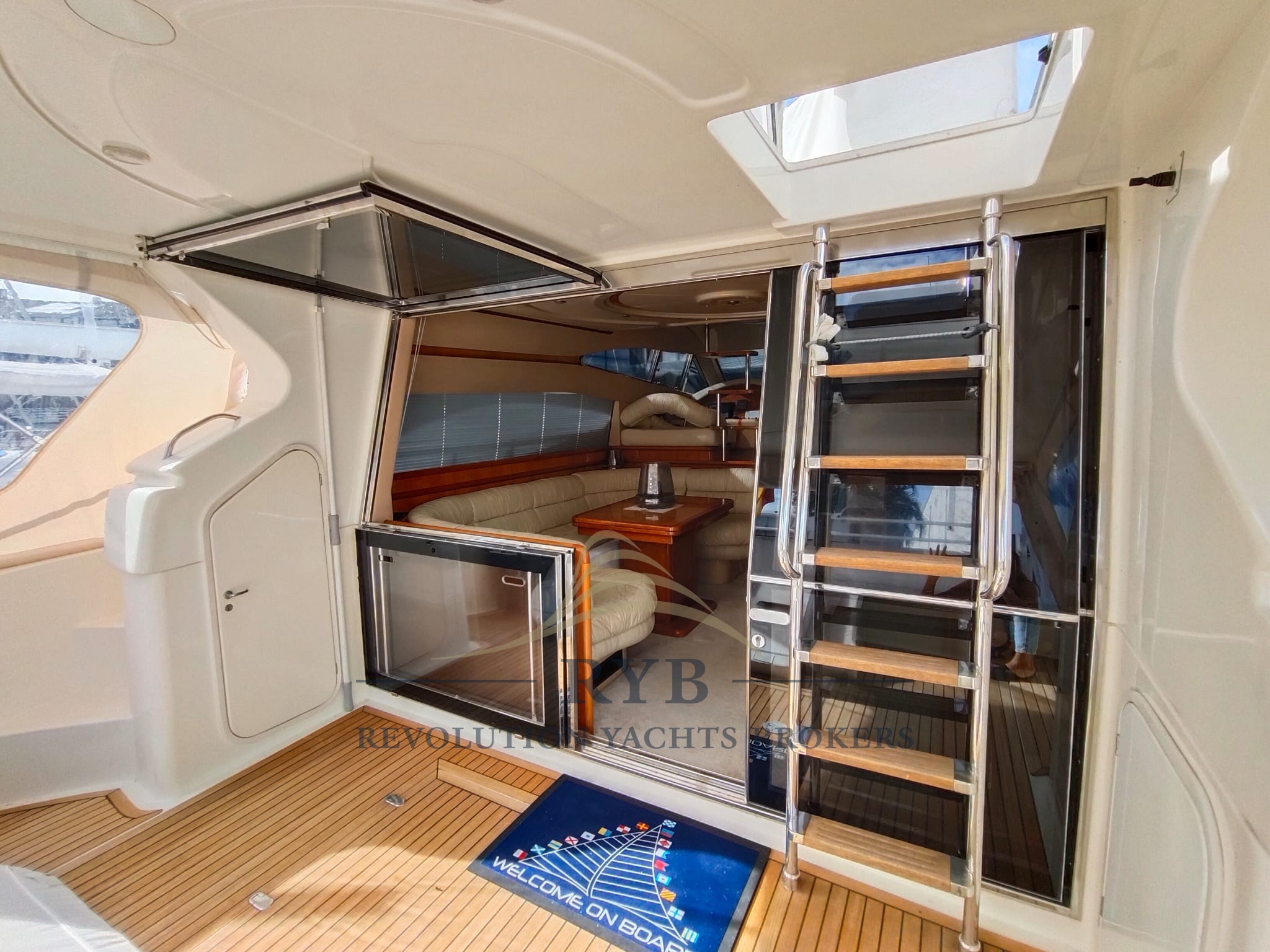 FERRETTI 480 2001 RYB (2)