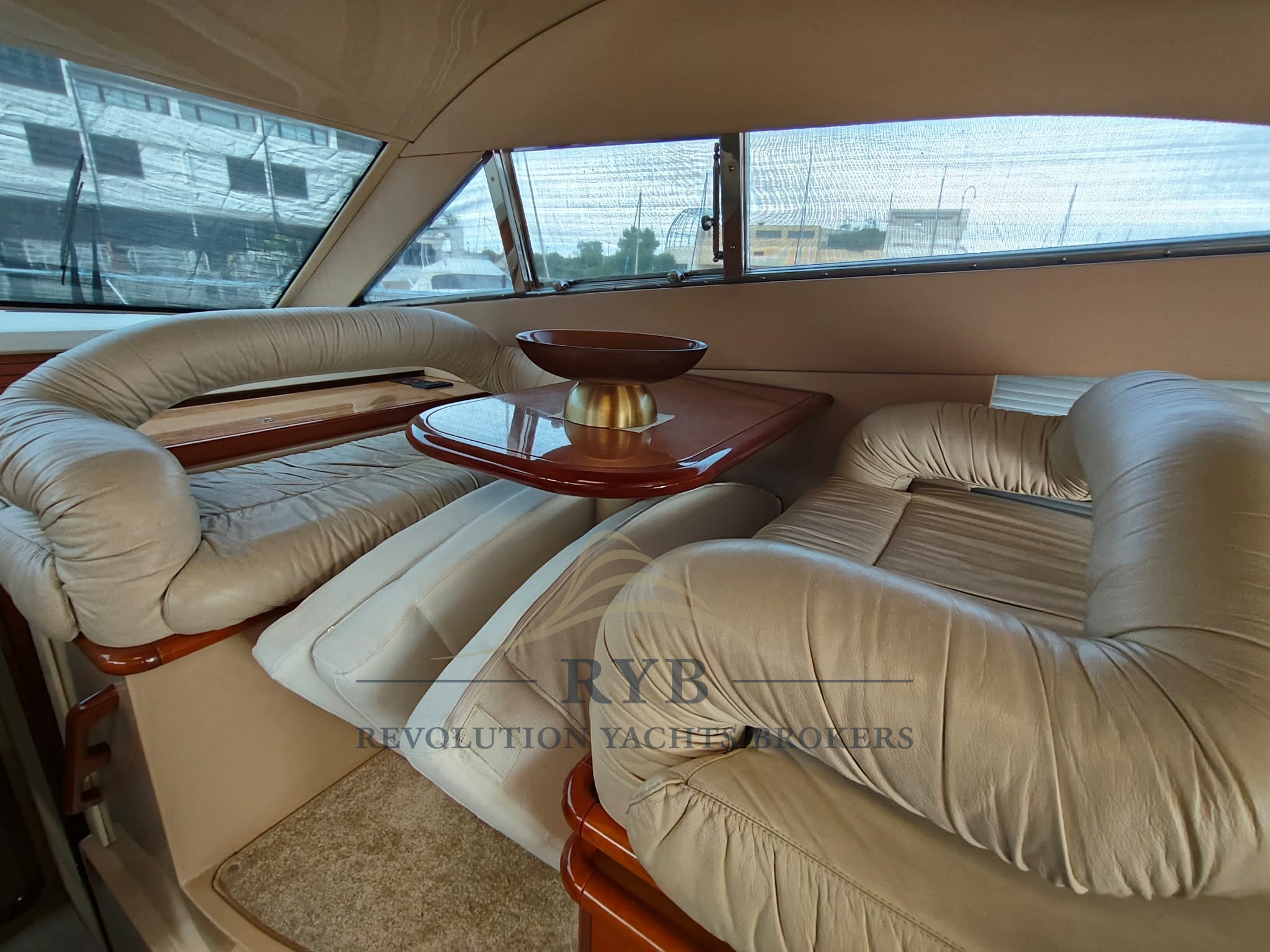 FERRETTI 480 2001 RYB (12)