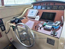 FERRETTI 53 2002 RYB (59)