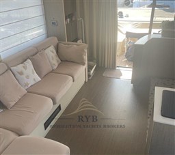 Cranchi T53 2017 RYB (43)