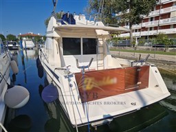 FINNAUTICA BELLCRAFT ARCIERE 33 FLY 1999 RYB (20)