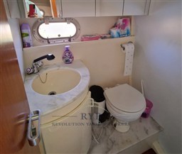 FINNAUTICA BELLCRAFT ARCIERE 33 FLY 1999 RYB (15)