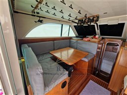 FINNAUTICA BELLCRAFT ARCIERE 33 FLY 1999 RYB (6)