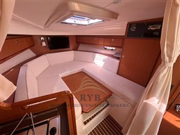 BAVARIA S29 2013 RYB (5)