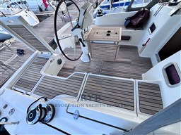 BENETEAU OCEANIS 37 2011 RYB (19)