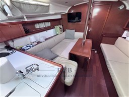 BENETEAU OCEANIS 37 2011 RYB (17)