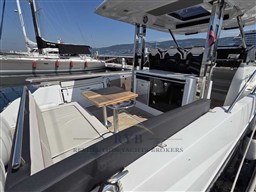 CAP CAMARAT 10.5 2024 RYB (23)