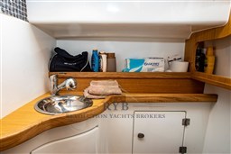 CANTIERI VENERE 28 2023 RYB (7)