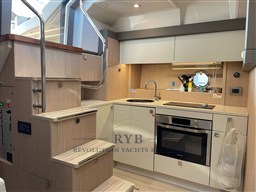 CRANCHI M44 HT 2017 RYB (22)
