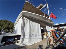 LAGOON 52F 2014 RYB (29)