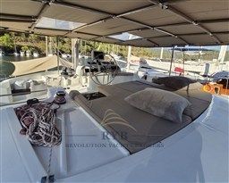 LAGOON 52F 2014 RYB (24)