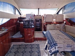FAIRLINE PHATNOM 50 2005 RYB  (31)