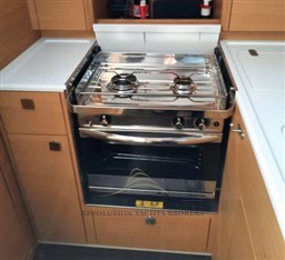 ELAN E4 2021 RYB (16)