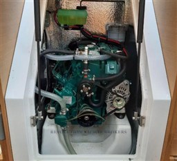 ELAN E4 2021 RYB (17)