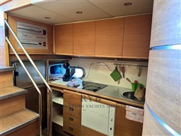 GIANETTI 58 HT 2005 RYB (10)