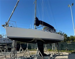 J BOATS J109 2002 RYB (4)