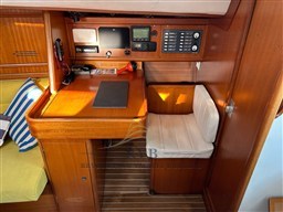 J BOATS J109 2002 RYB (122)