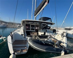 LAGOON 40 2024 RYB (1)