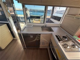 LAGOON 40 2024 RYB (24)