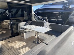 Azimut Yachts | S6